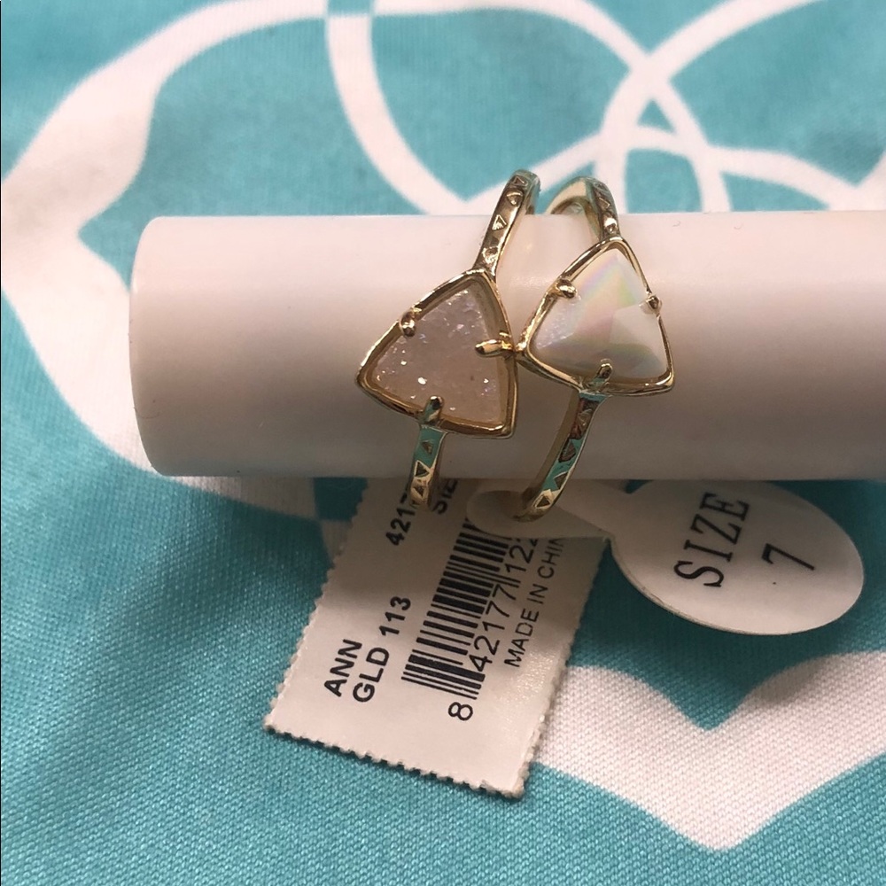 Kendra Scott Triangle Ring Set